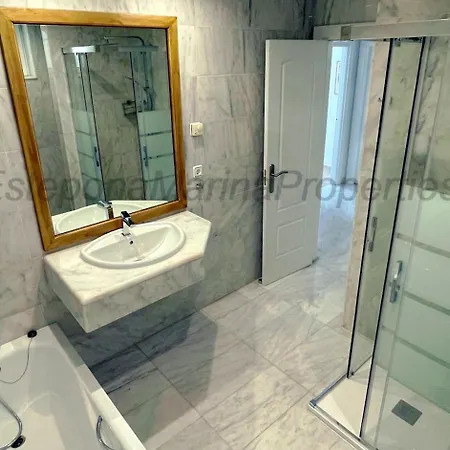 Emp 19, South East Facing Luxurious *