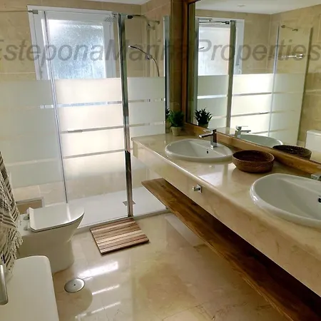 Emp 19, South East Facing Luxurious * Эстепона