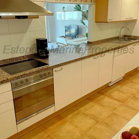 Emp 19, South East Facing Luxurious * Эстепона